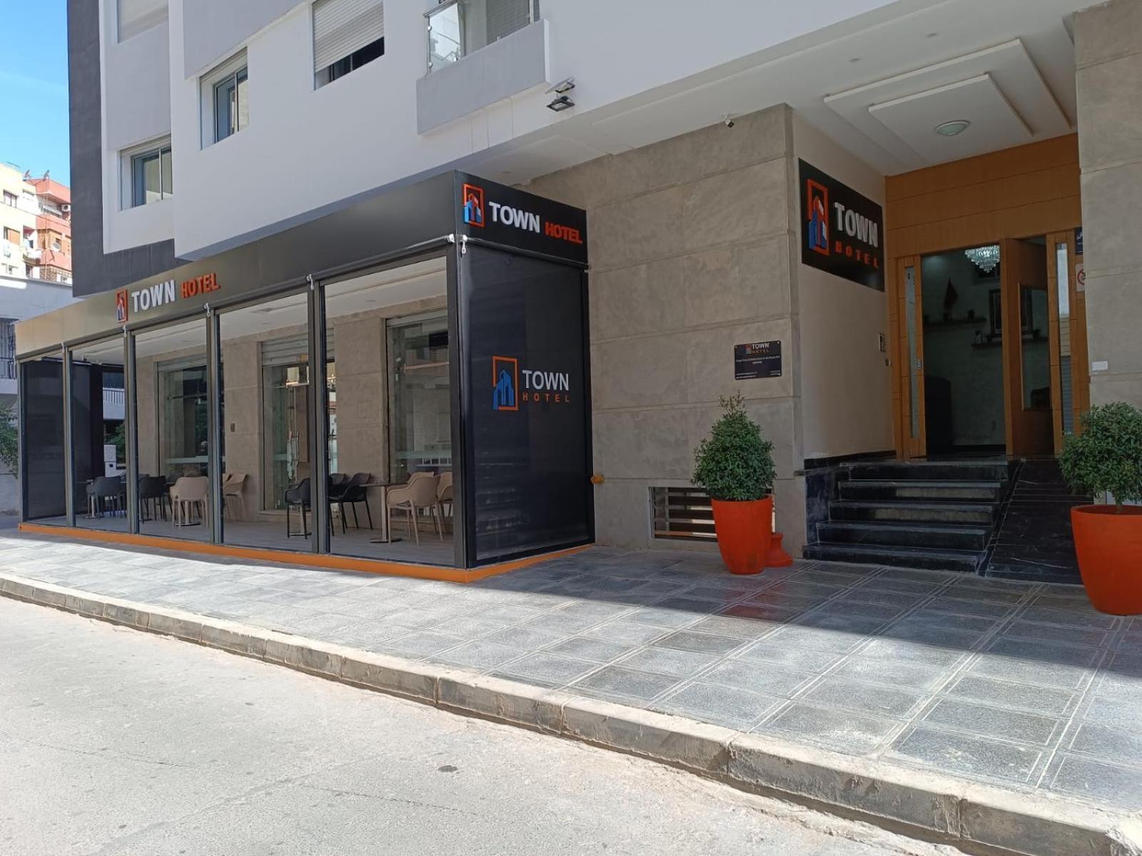 Town Hotel Кенитра Экстерьер фото